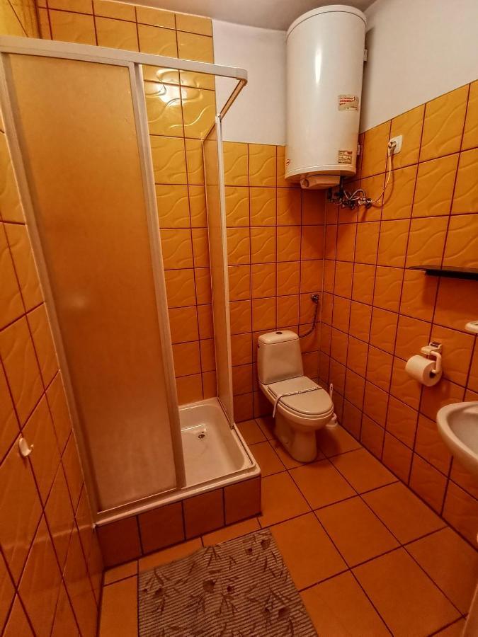 "Aleksandrowka" Restauracja I Noclegi Horyniec Exteriör bild
