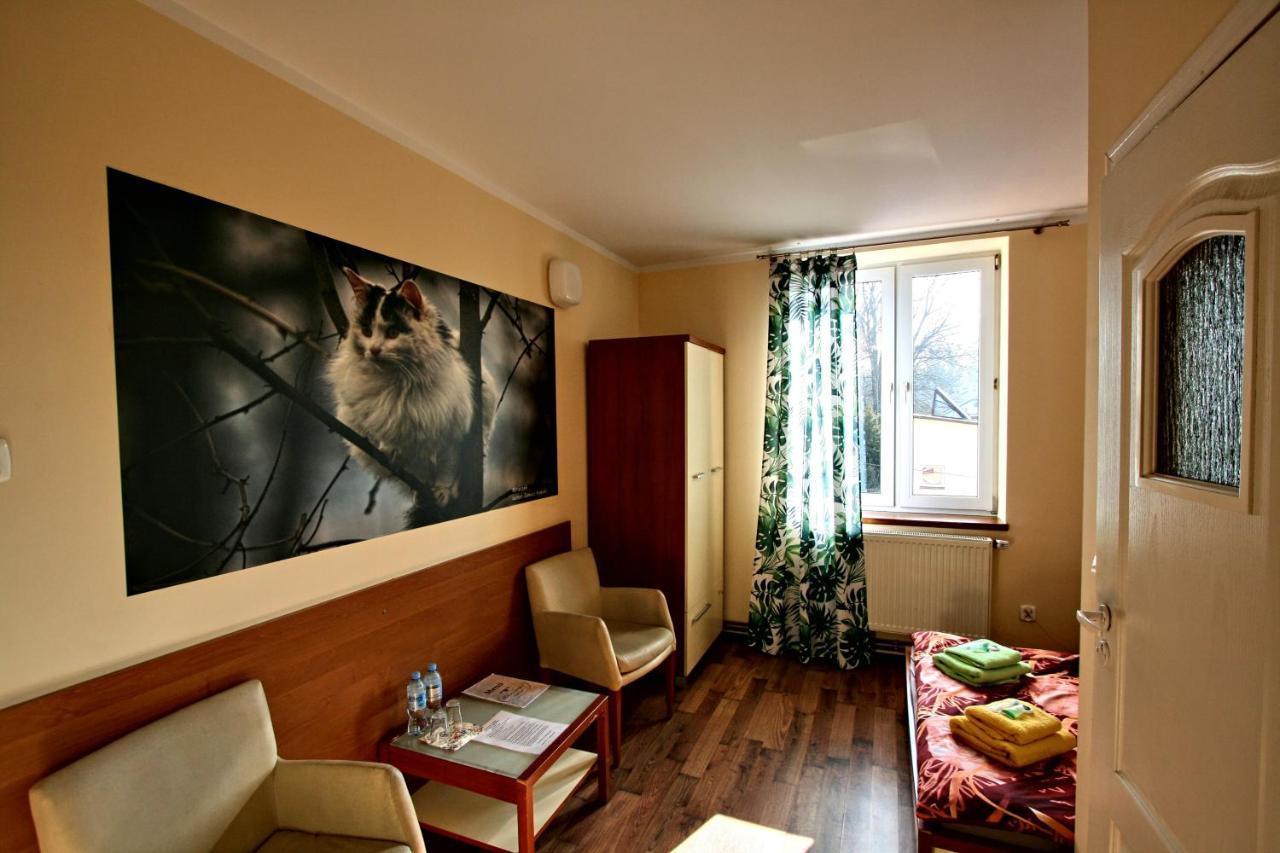 "Aleksandrowka" Restauracja I Noclegi Horyniec Exteriör bild